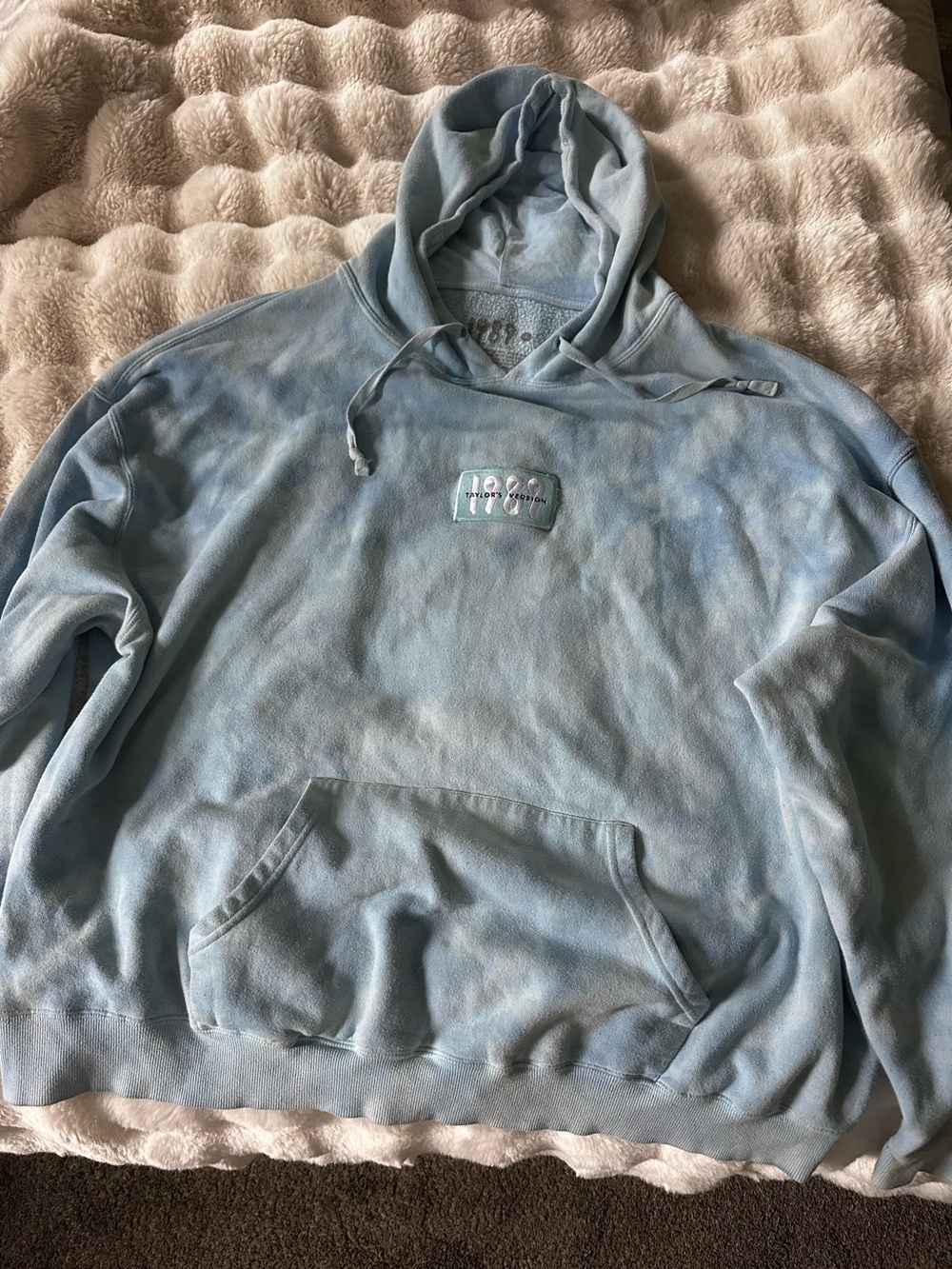Taylor Swift 1989 Light Blue Tie-Dye Hooded Sweatshirt -